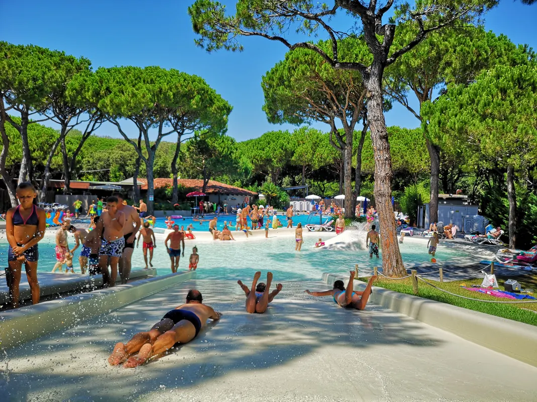 Camping Waikiki — hoofdfoto