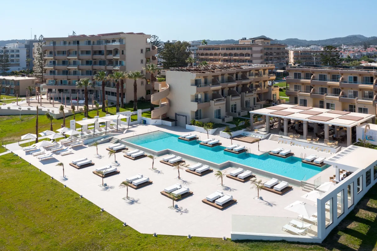 Sun Beach Resort — hoofdfoto
