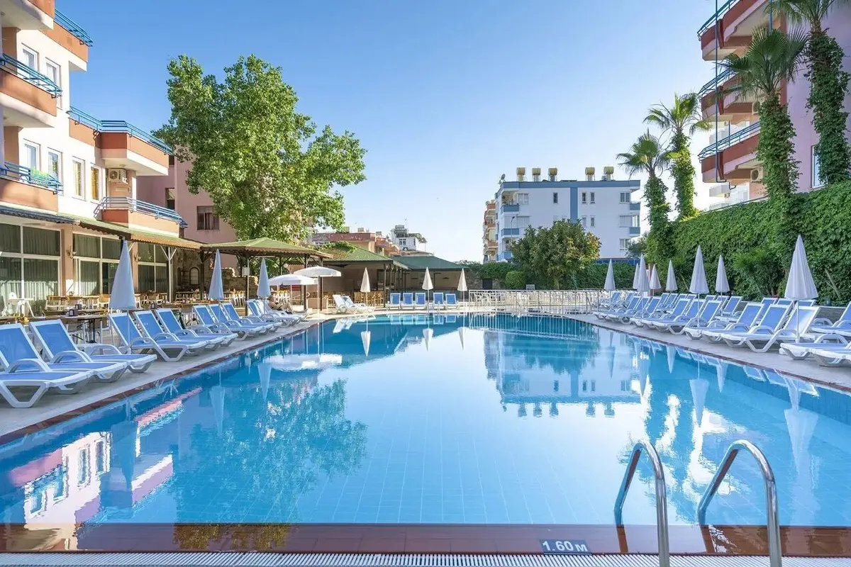 Blue Star Hotel — hoofdfoto