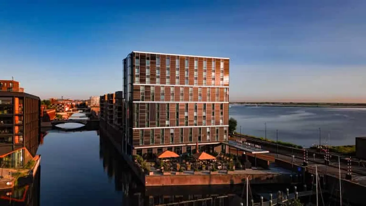 Four Elements Hotel Amsterdam — hoofdfoto