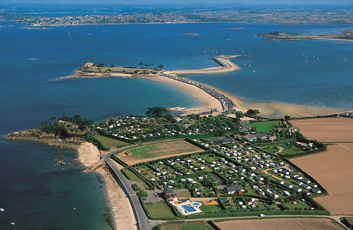 Baie De Saint Pol — hoofdfoto