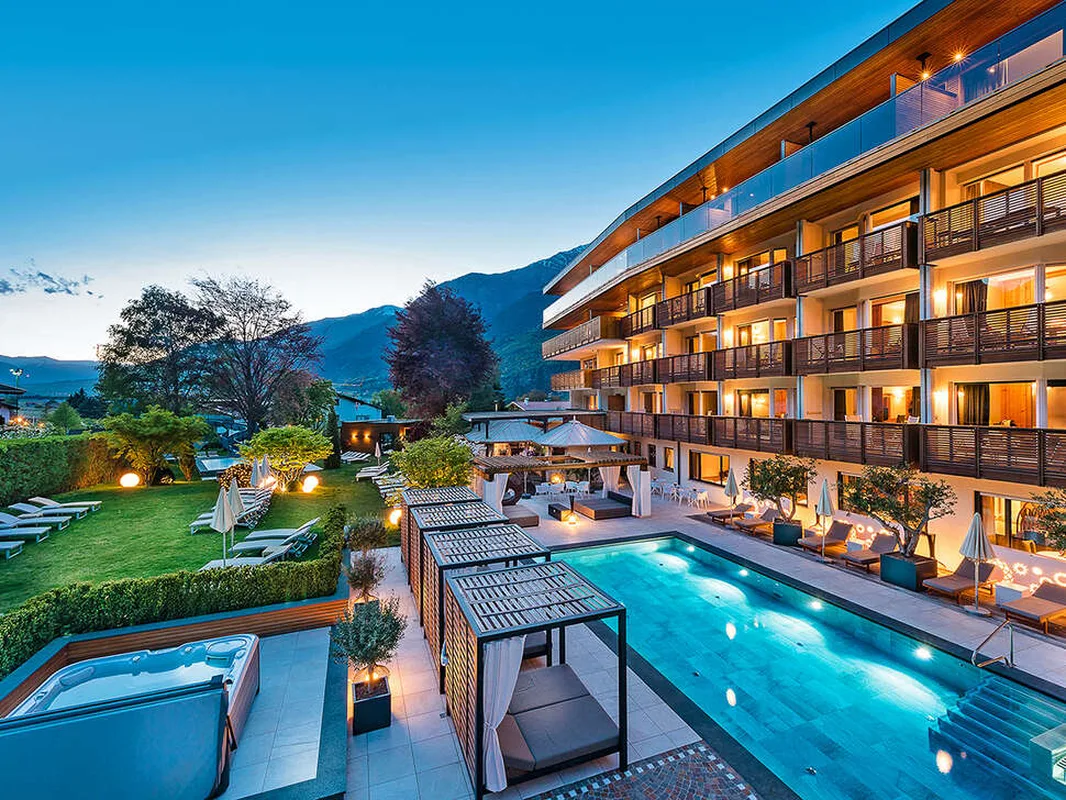 Hotel Paradies — hoofdfoto