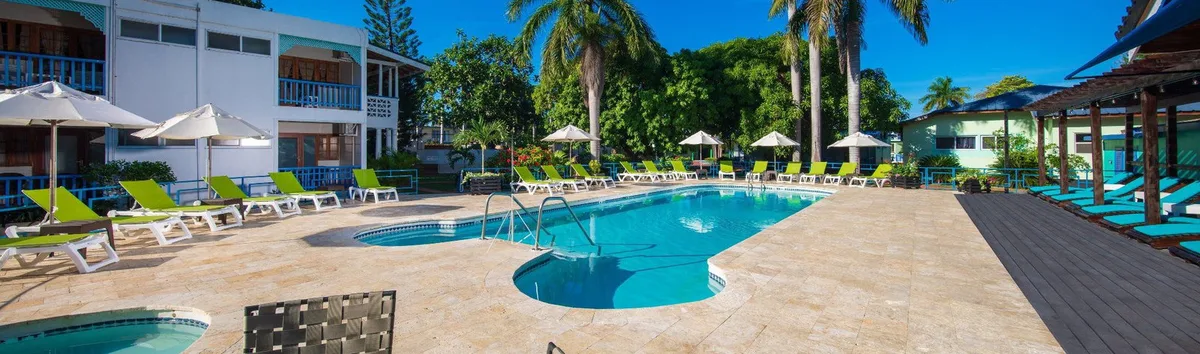 Toby's Resort, hoofdfoto