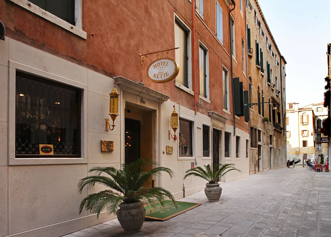 Hotel Kette — hoofdfoto