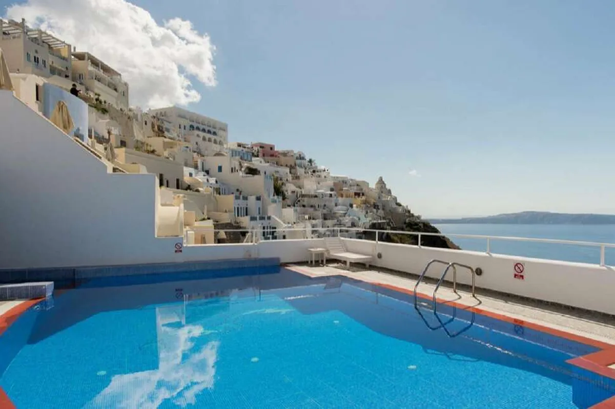 Loucas Hotel — hoofdfoto