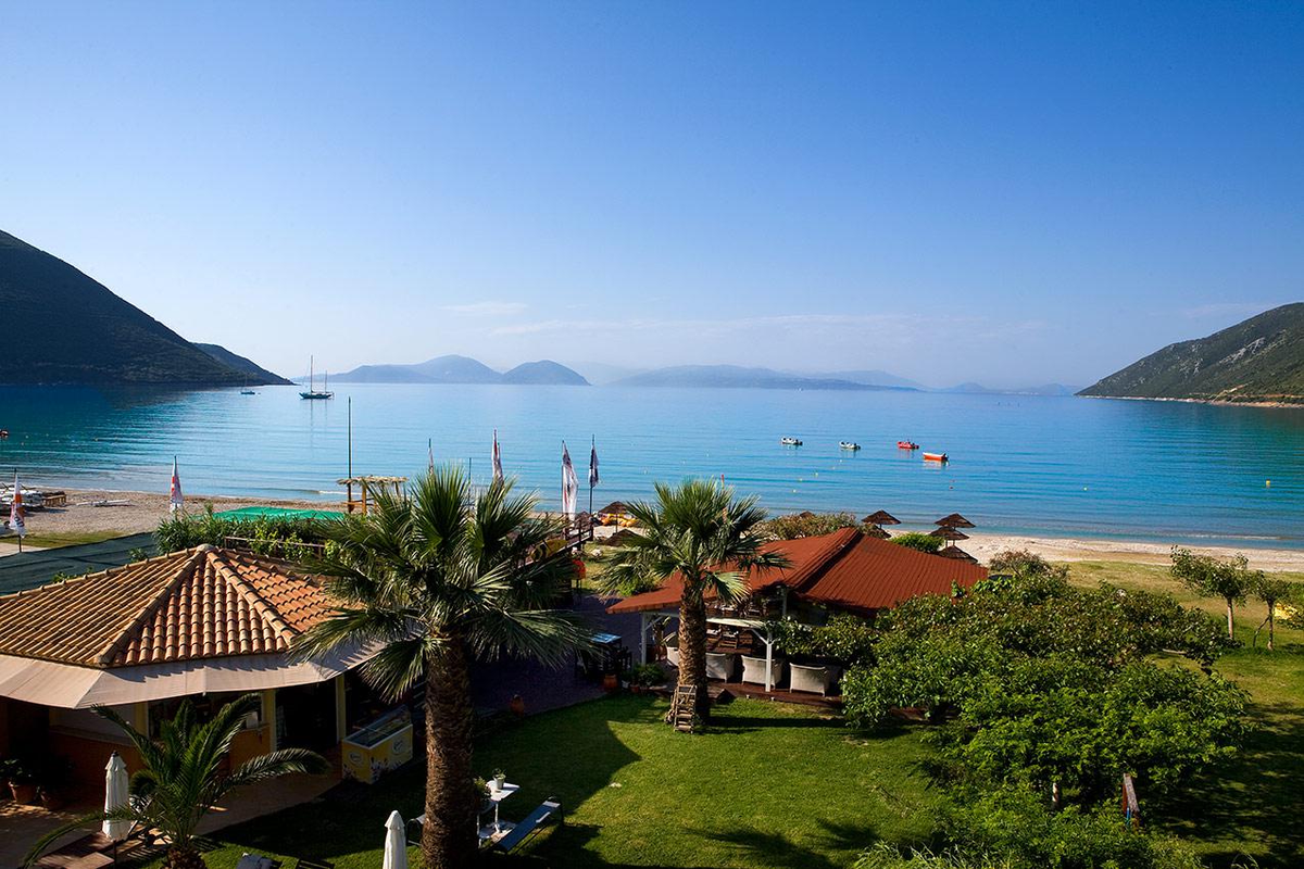 Aparthotel Grand Nefeli — hoofdfoto