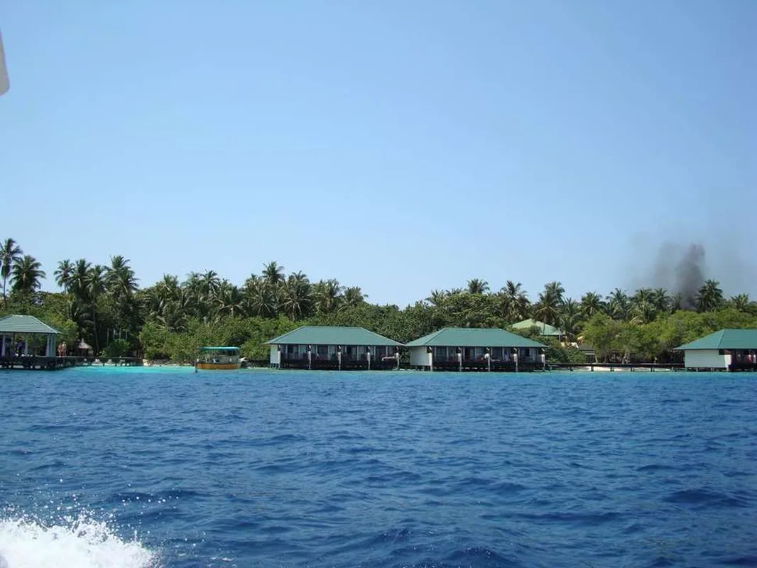 Embudu Village, hoofdfoto