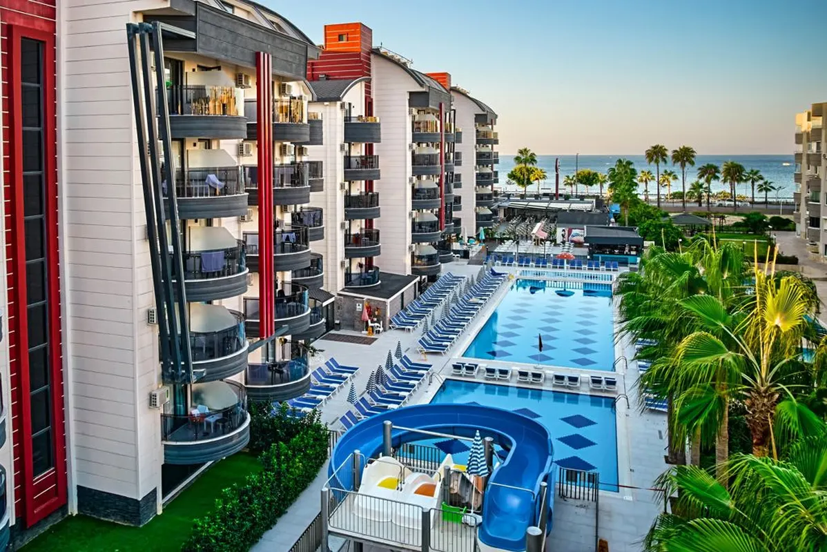 Grand Uysal Beach & Spa — hoofdfoto