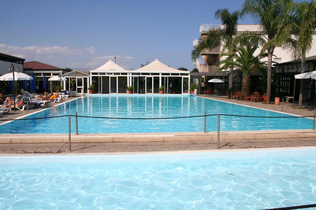 Atlantis Palace Hotel — hoofdfoto