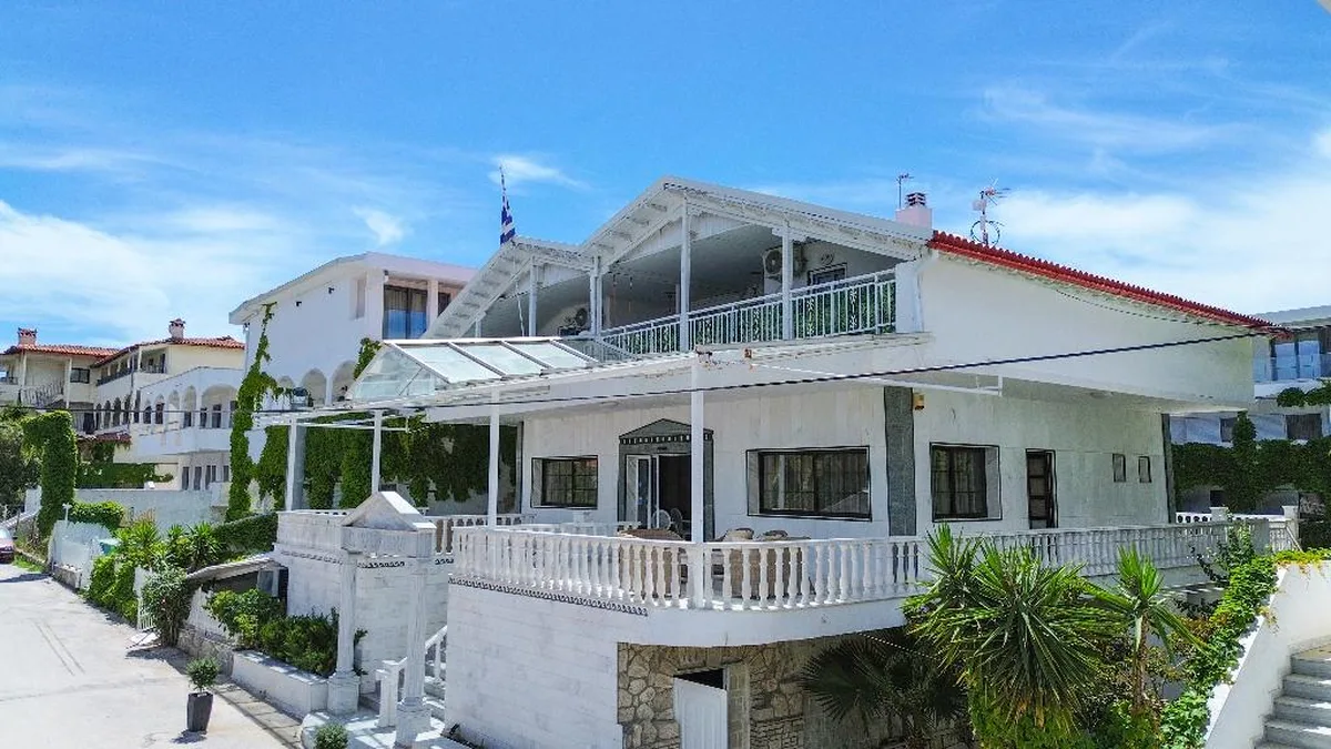 Olympic Kosmas Hotel — hoofdfoto