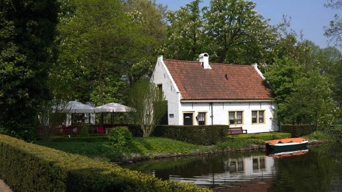 Het Kasteel van Rhoon - Het Koetshuys — hoofdfoto