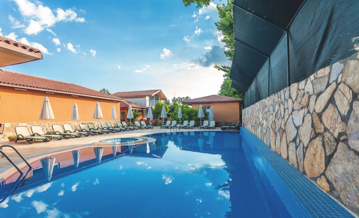 Özlem Garden Hotel — hoofdfoto