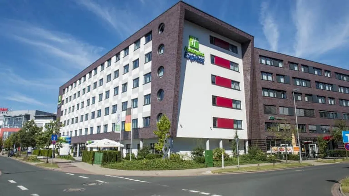 Holiday Inn Express Bremen Airport — hoofdfoto