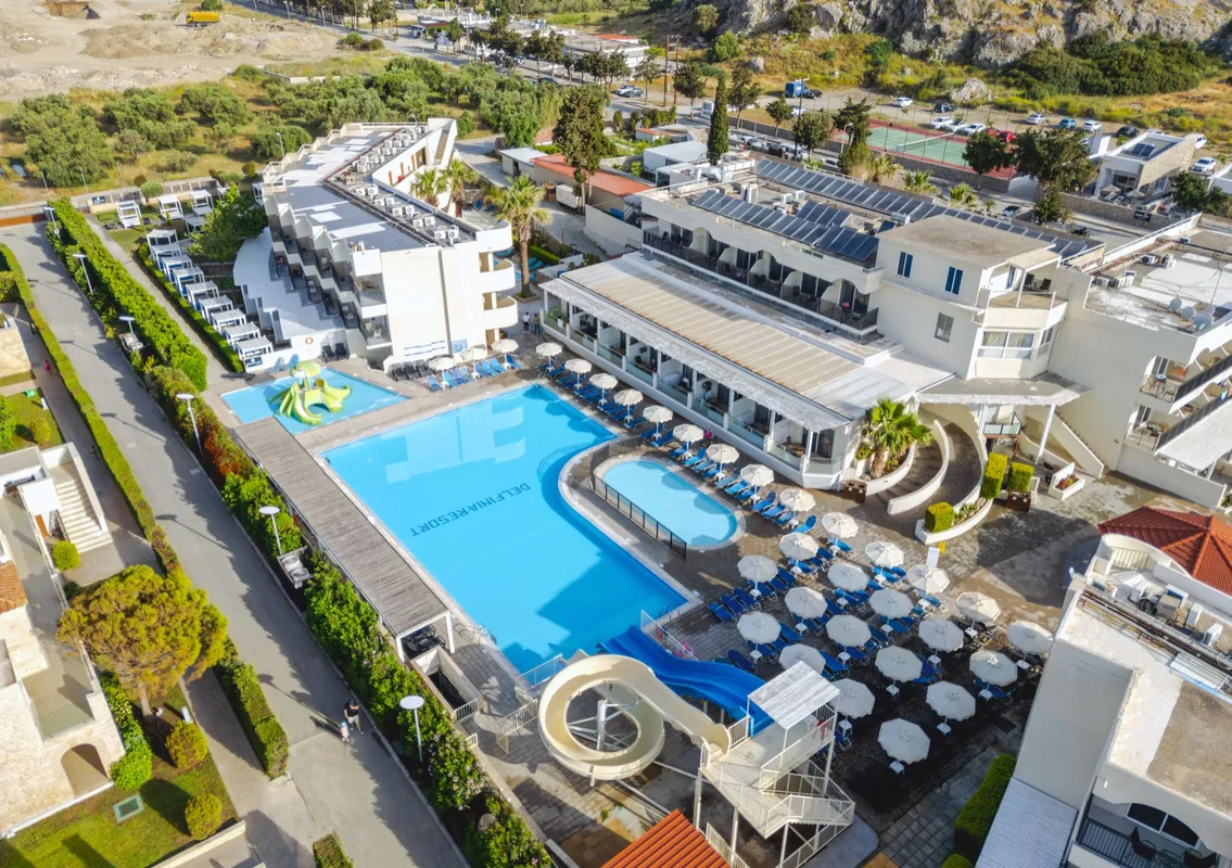 Delfinia Resort Hotel — hoofdfoto