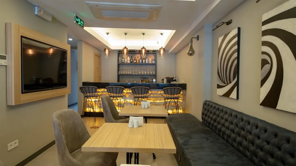 Alesta Midtown Apart Hotel — hoofdfoto