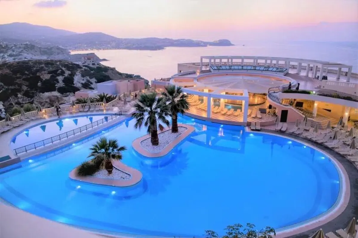 Athina Palace Resort & Spa — hoofdfoto