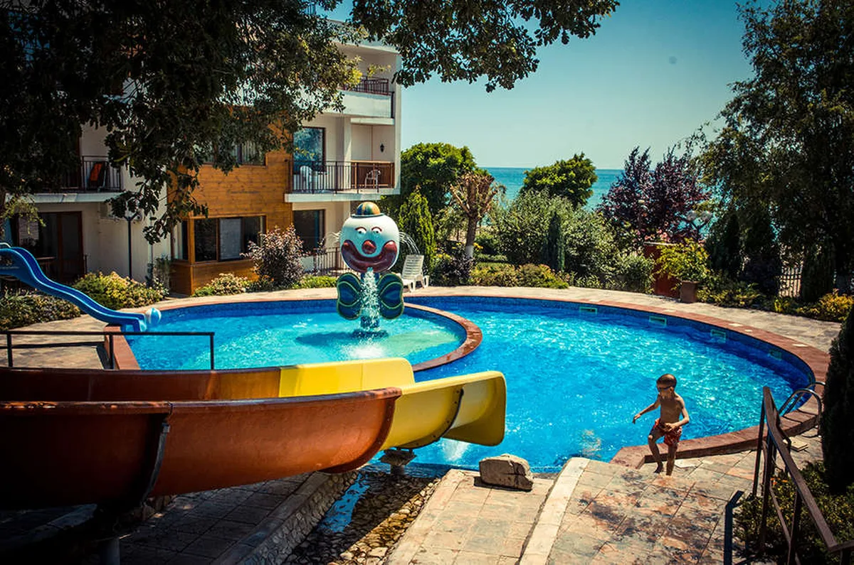 Messambria Fort Beach — hoofdfoto