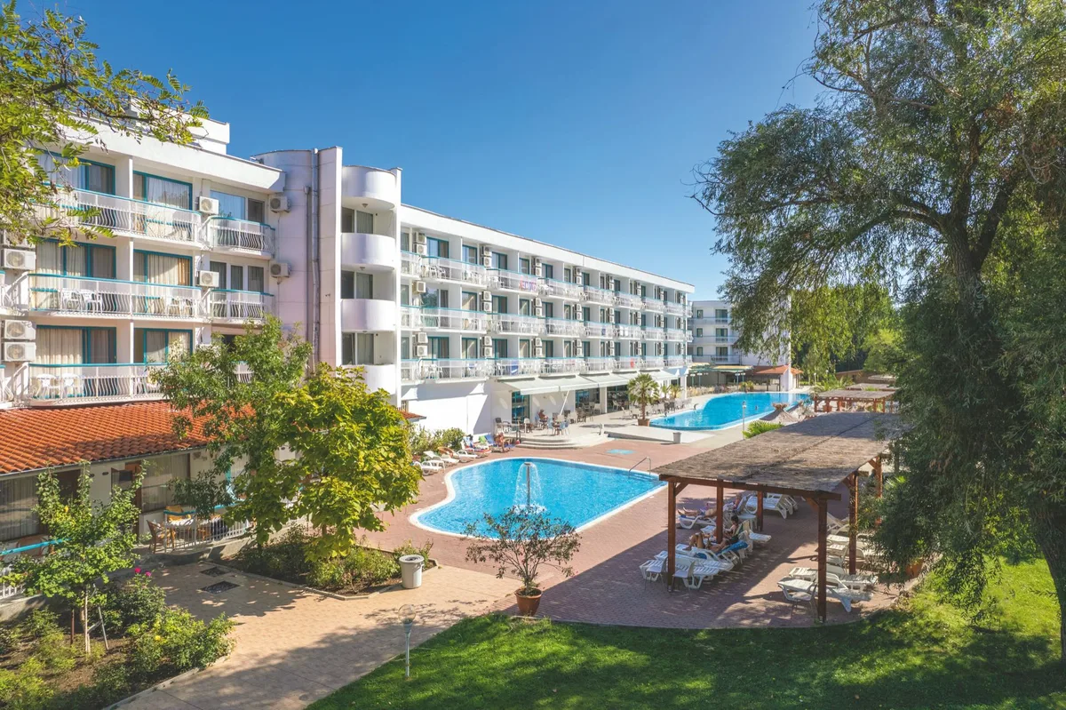 Zefir Hotel — hoofdfoto