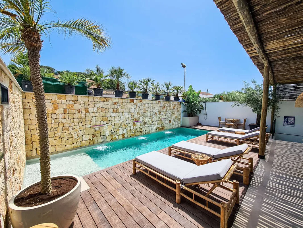 S'estancia Suites — hoofdfoto