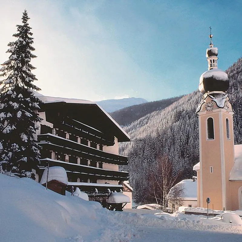 Hotel Basur — hoofdfoto