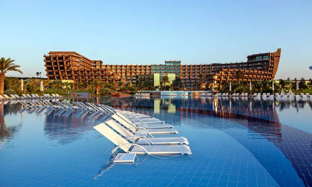 Noah's Ark Deluxe Hotel & Spa — hoofdfoto