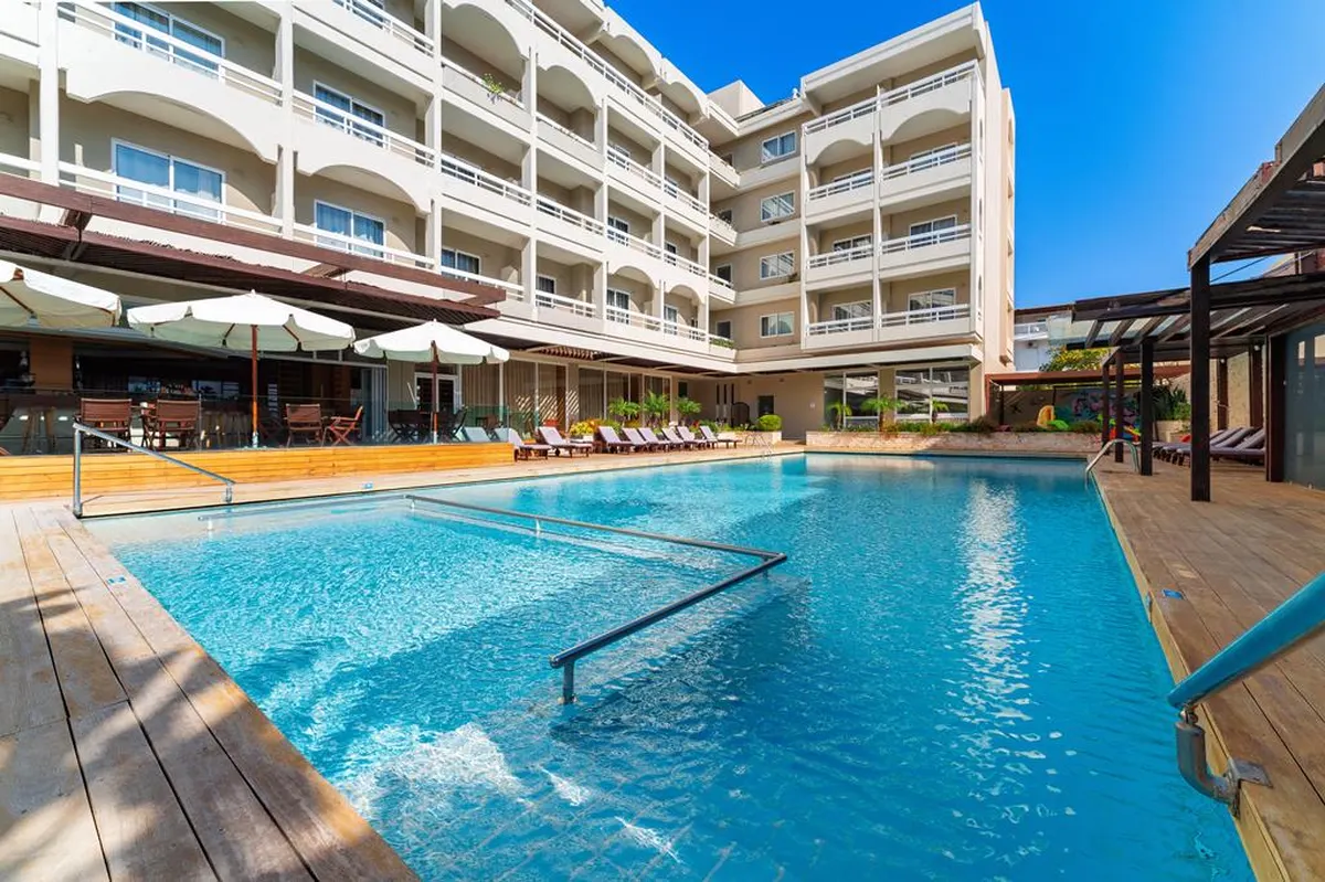 Athineon — hoofdfoto