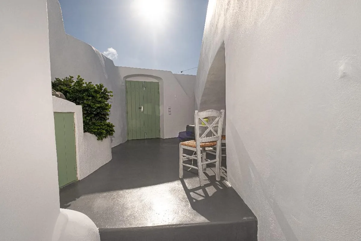 White Orchid Cave House & Studio — hoofdfoto
