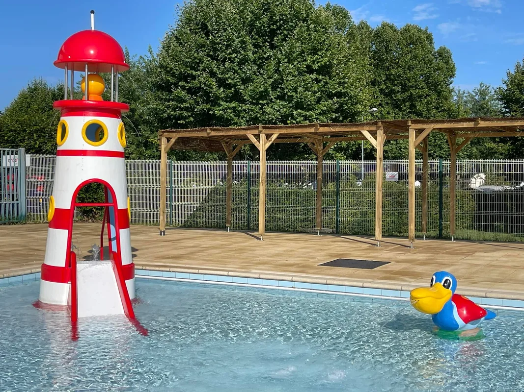Camping De Thoissey — hoofdfoto
