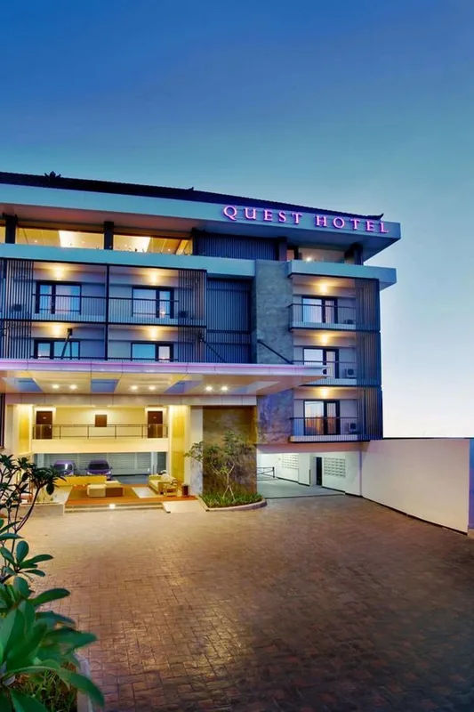 Quest Hotel Kuta — hoofdfoto