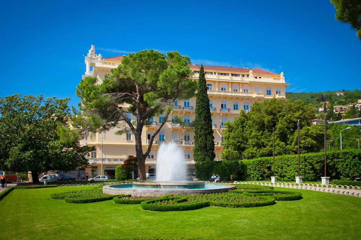 Hotel Bellevue — hoofdfoto