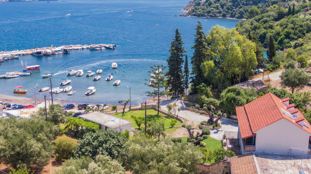 Eptanisos Beachfront Suites — hoofdfoto