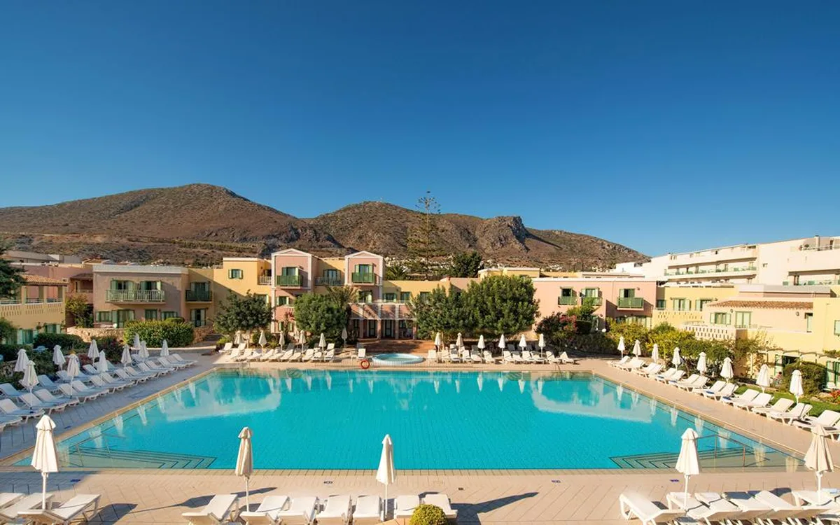 Silva Beach Hotel — hoofdfoto