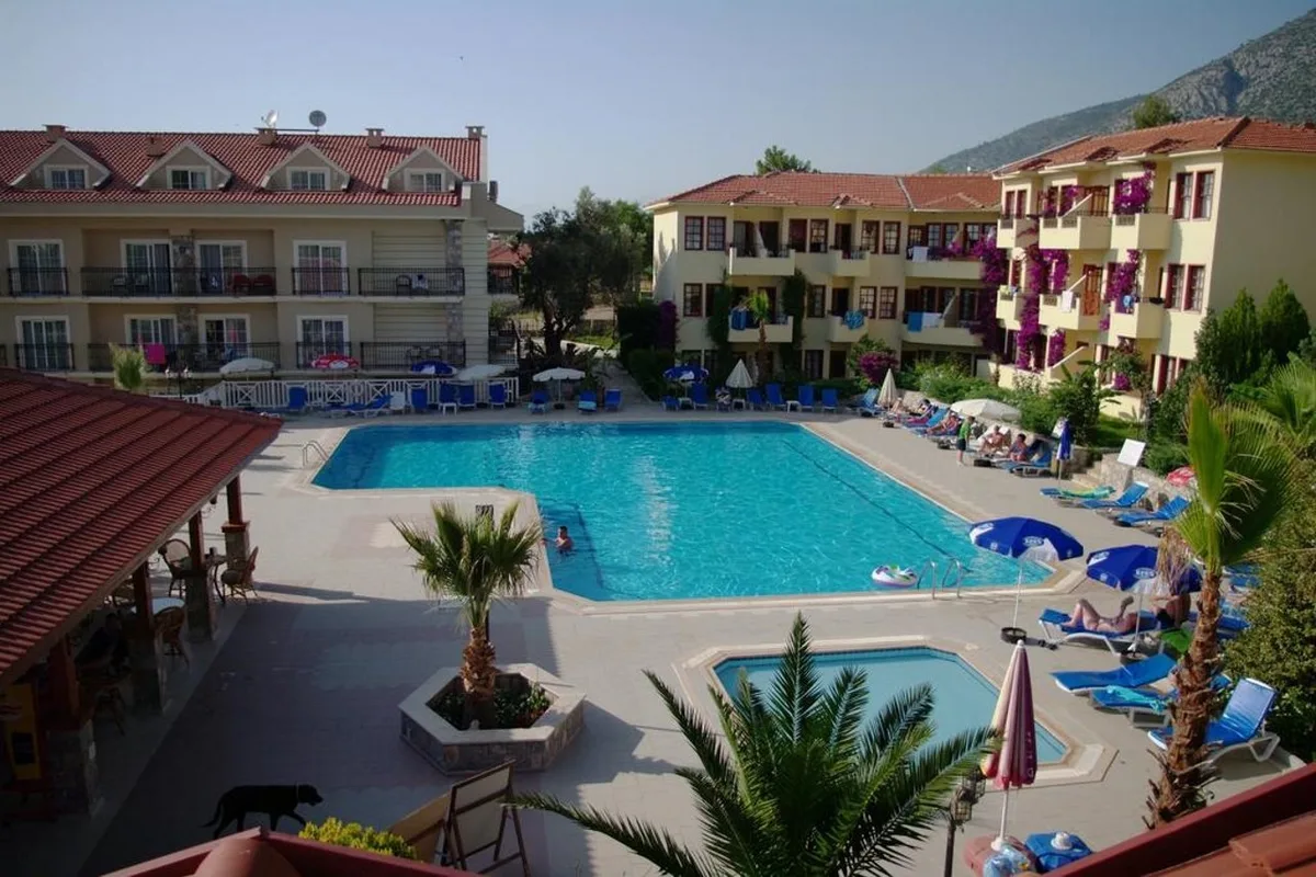 Celay Hotel — hoofdfoto