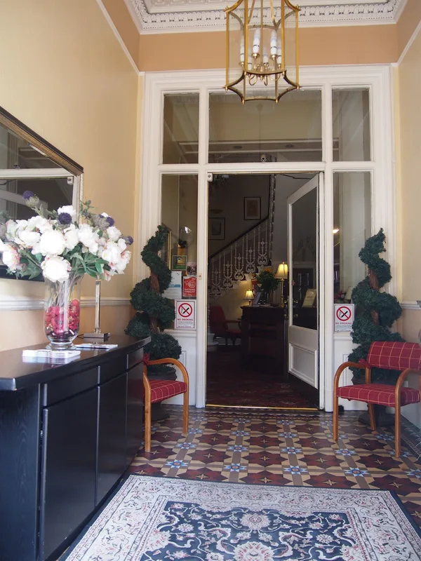 Edinburgh Thistle Hotel — hoofdfoto