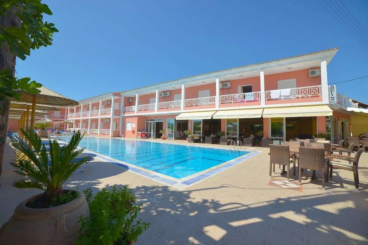Angelina Aparthotel — hoofdfoto