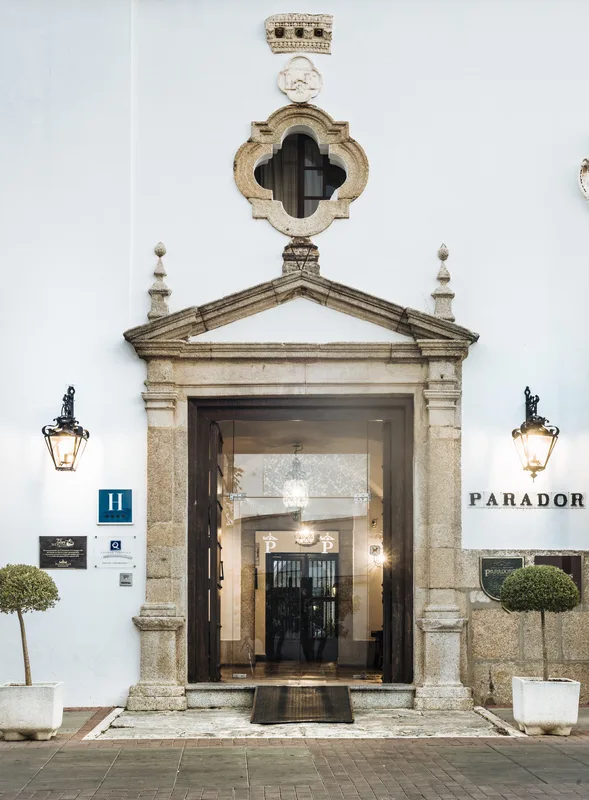 Parador de Mérida — hoofdfoto