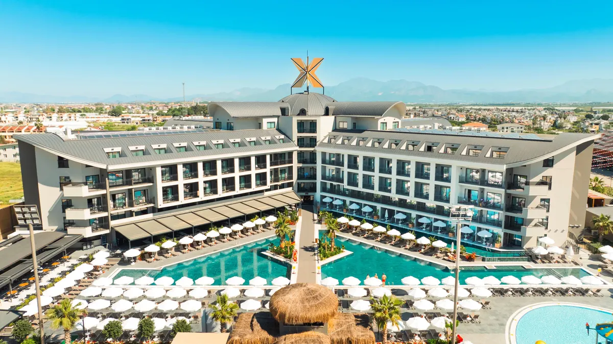 The X Belek — hoofdfoto