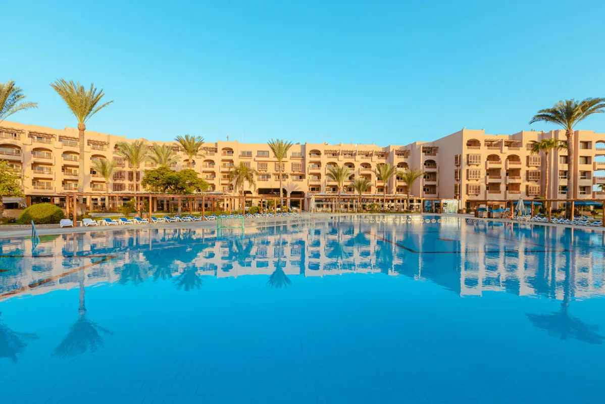 Continental Hotel — hoofdfoto