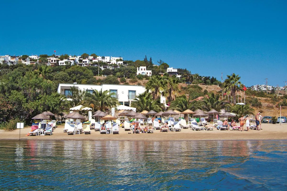 Amilla Beach Resort — hoofdfoto