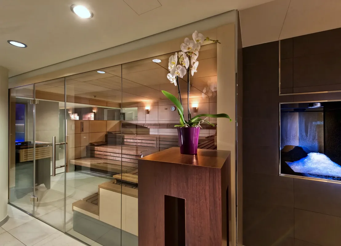 Hotel Estrel Berlin — hoofdfoto
