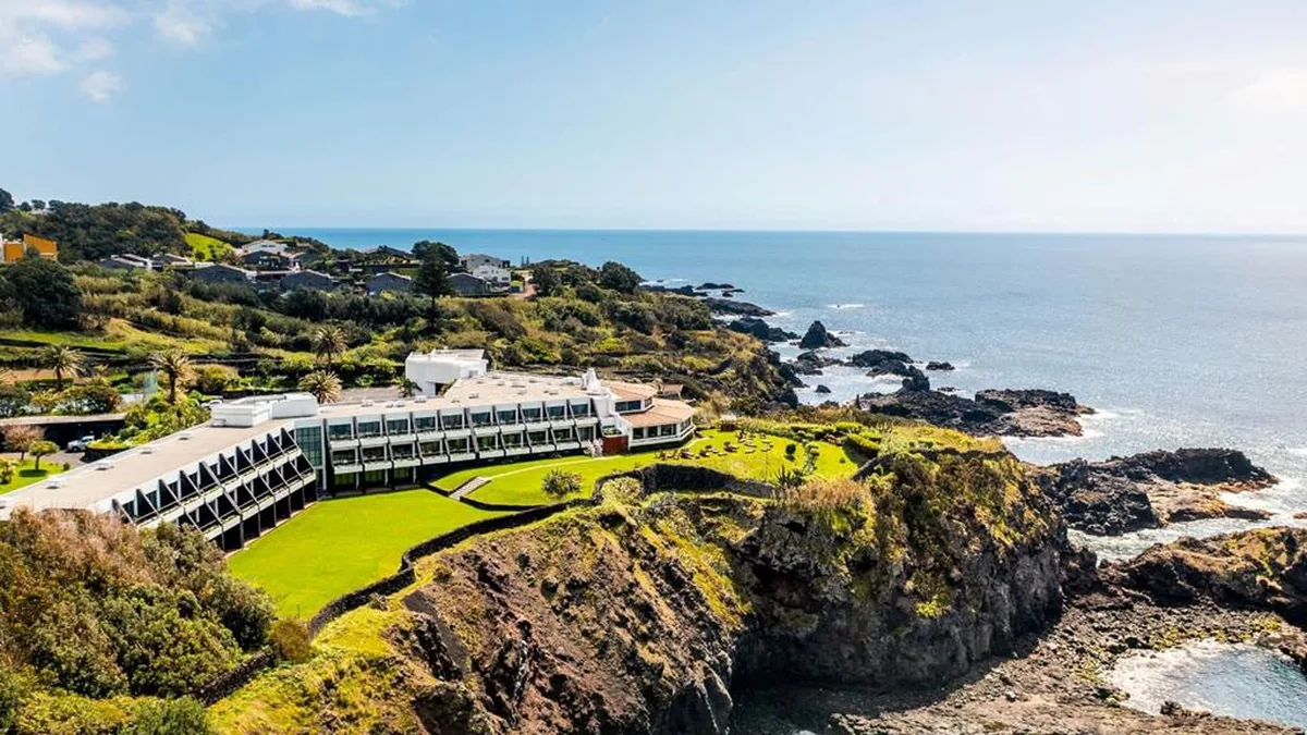 Caloura Hotel Resort — hoofdfoto