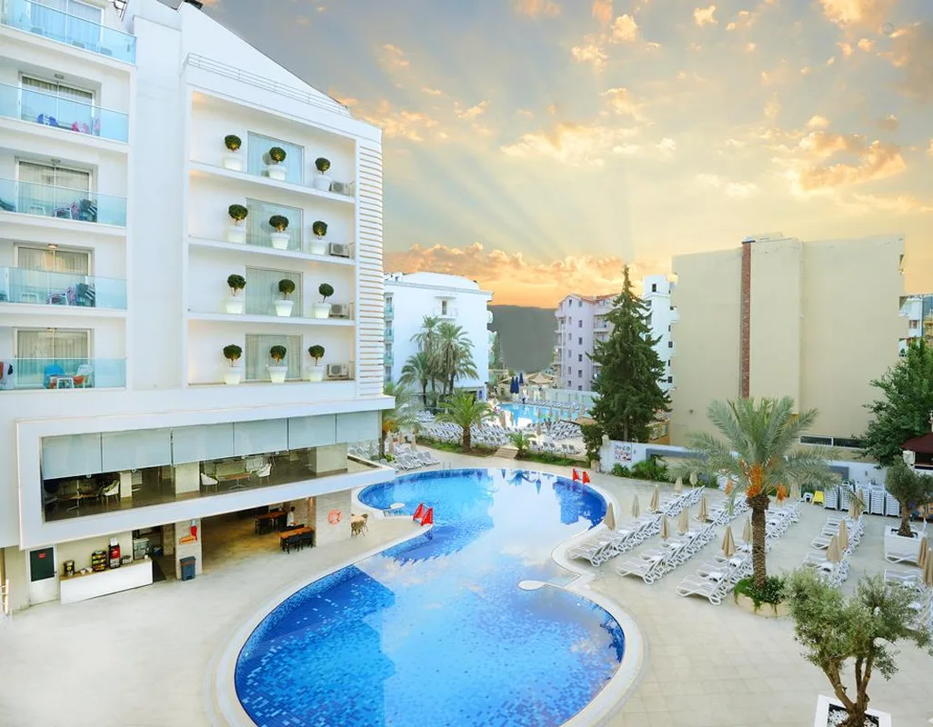 Blue Bay Platinum — hoofdfoto