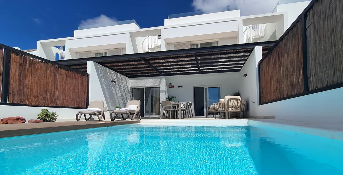 Serena Holiday Homes by LIVVO — hoofdfoto