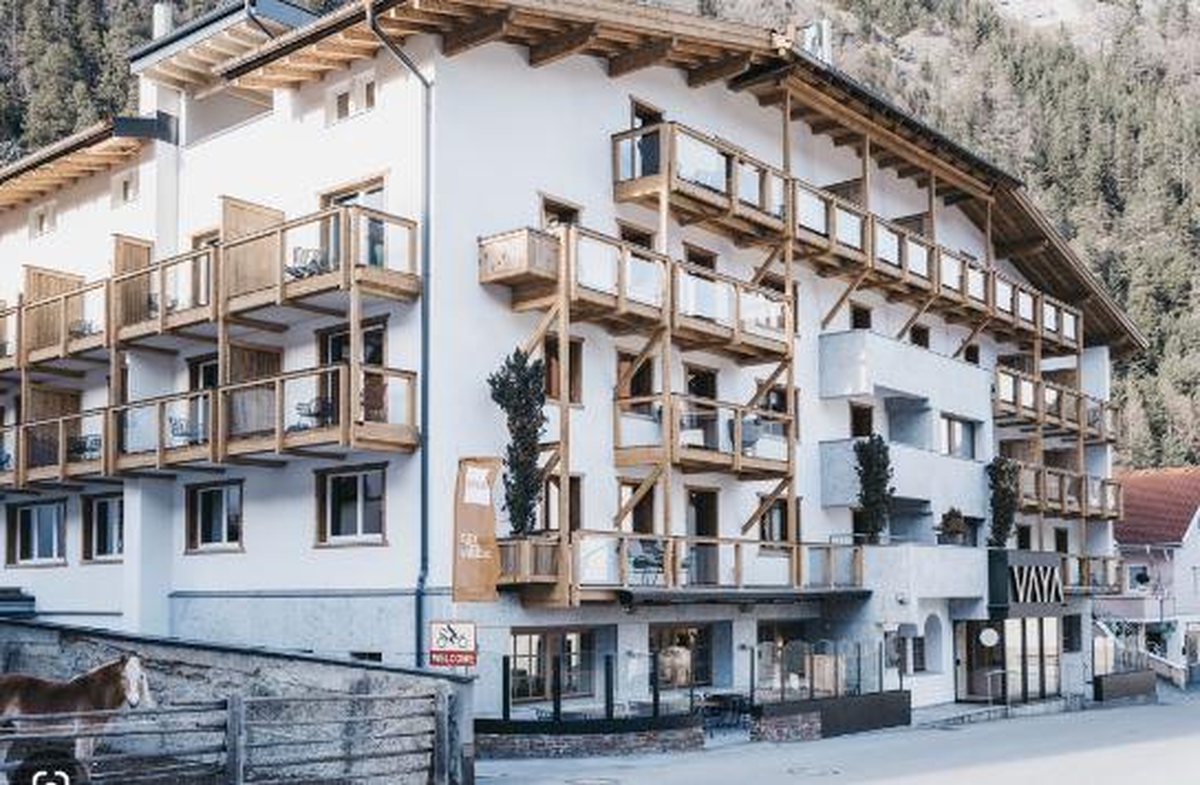 VAYA Pfunds — hoofdfoto