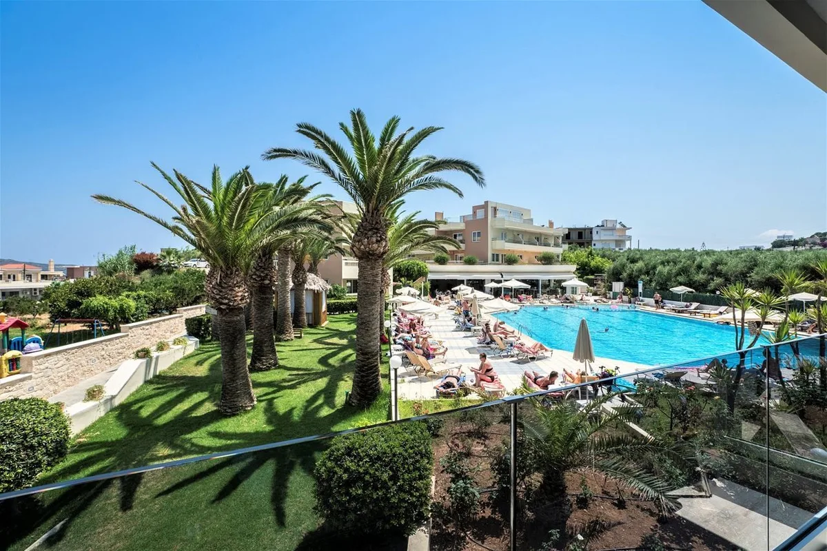 The Atrion Resort Hotel & Apartments — hoofdfoto