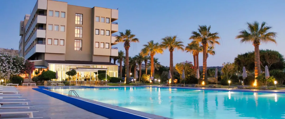 Babaylon Hotel — hoofdfoto