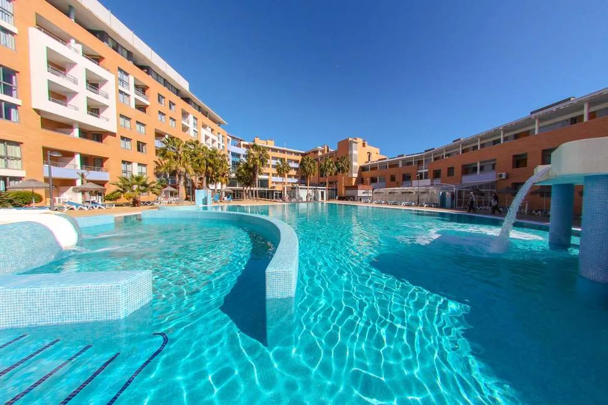 Hotel Neptuno — hoofdfoto