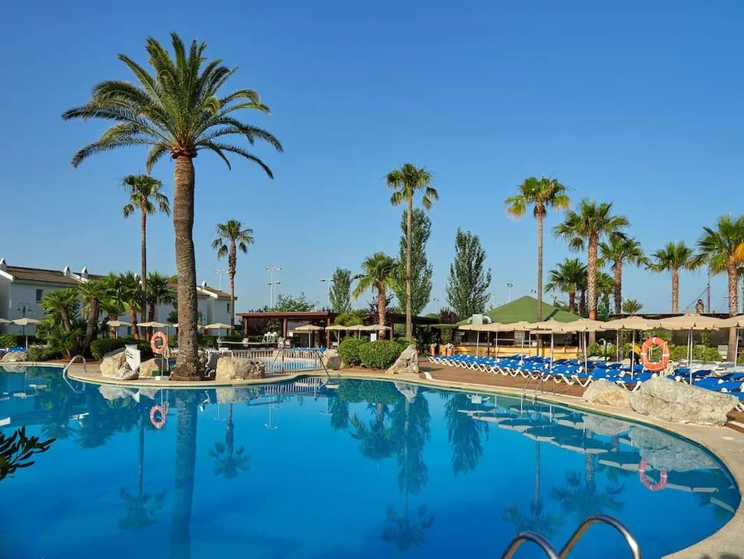 Fly & Go BQ Alcudia Sun Village — hoofdfoto