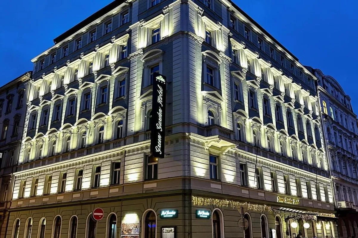 Green Garden Hotel — hoofdfoto
