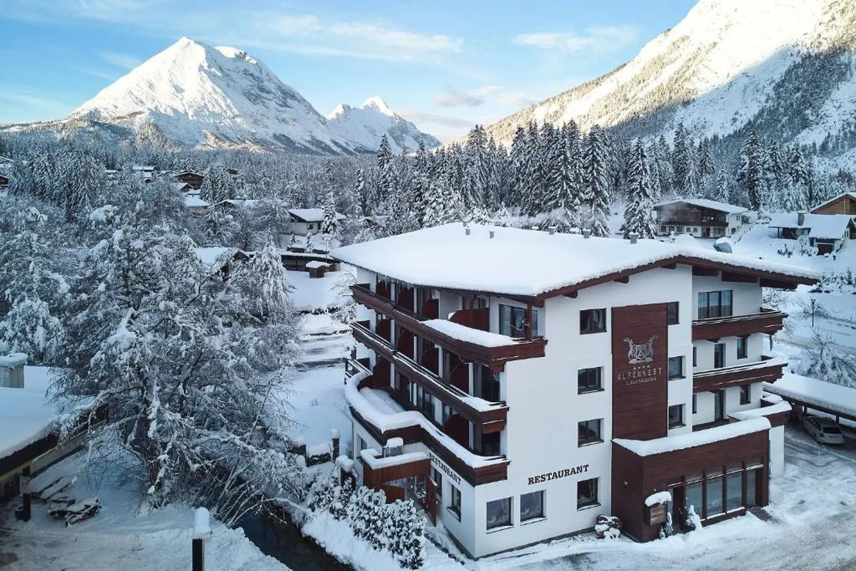 Hotel Alpennest — hoofdfoto